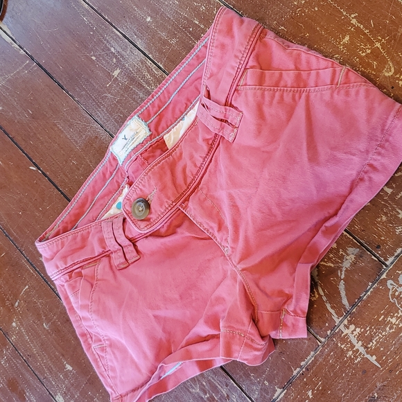 0 American Eagle Outfitter Shorts - Picture 3 of 4